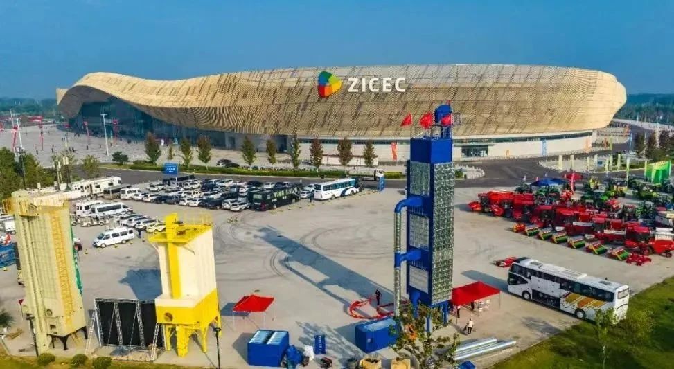 花花牛乳業(yè)集團(tuán)參加中國農(nóng)產(chǎn)品加工業(yè)投資貿(mào)易洽談會(huì) 花花牛乳業(yè)集團(tuán)參加中國農(nóng)產(chǎn)品加工業(yè)投資貿(mào)易洽談會(huì)