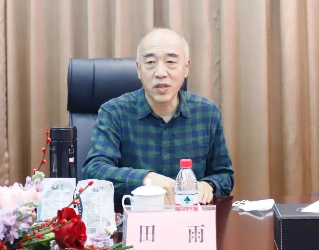 新年開新局 合作促發(fā)展丨佳木斯市委常委、副市長閆志剛一行蒞臨花花牛乳業(yè)集團(tuán)及佳田企業(yè)考察座談 新年開新局 合作促發(fā)展丨佳木斯市委常委、副市長閆志剛一行蒞臨花花牛乳業(yè)集團(tuán)及佳田企業(yè)考察座談