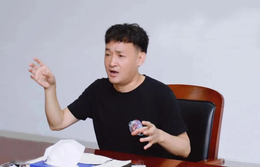 勇擔使命·守正創新｜花花牛乳業集團召開營銷、養殖及飼料月度經營工作會議