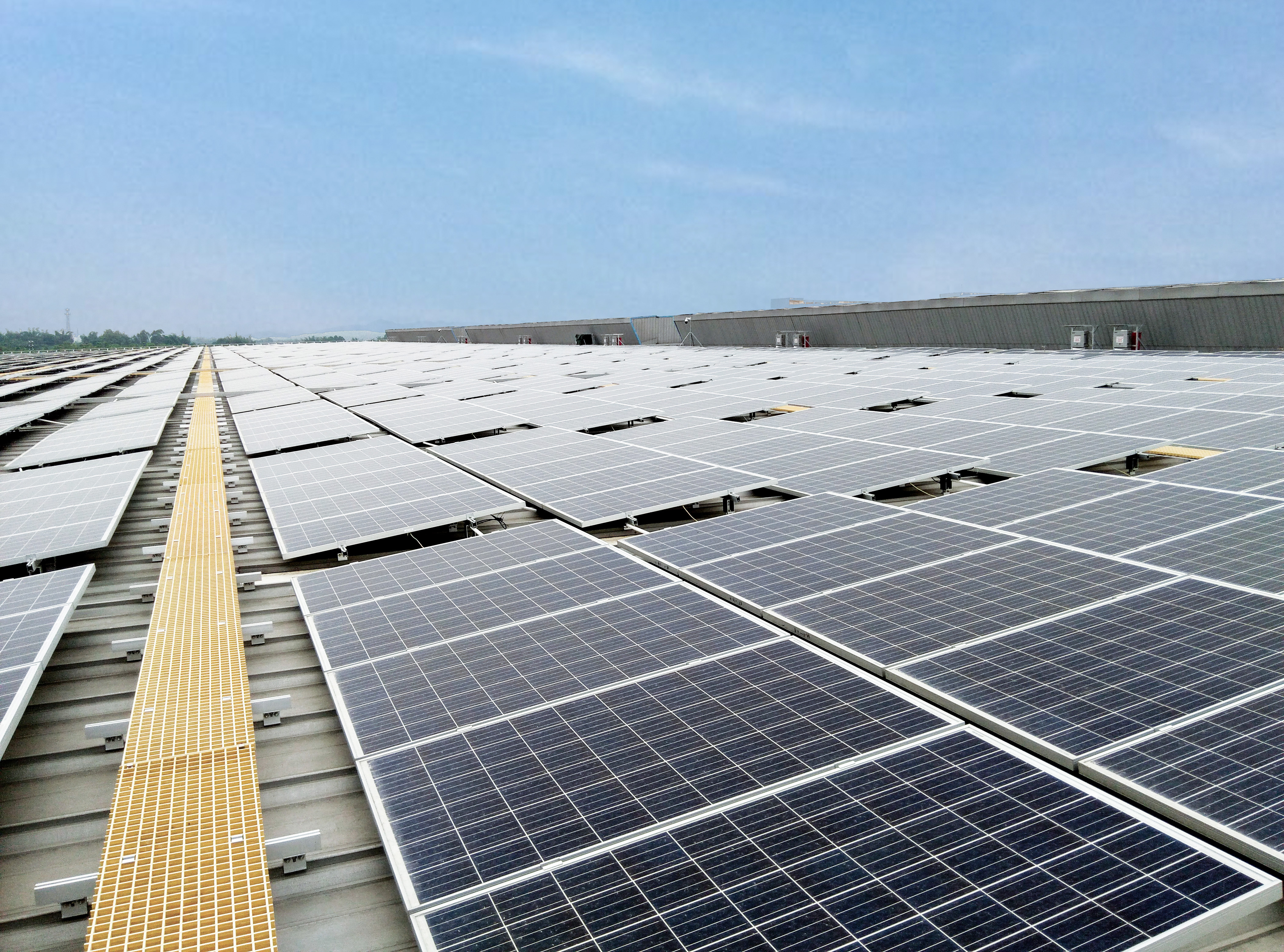 花花牛乳業集團與國電河南新能源有限公司舉行光伏項目合作開發簽約儀式 花花牛乳業集團與國電河南新能源有限公司舉行光伏項目合作開發簽約儀式