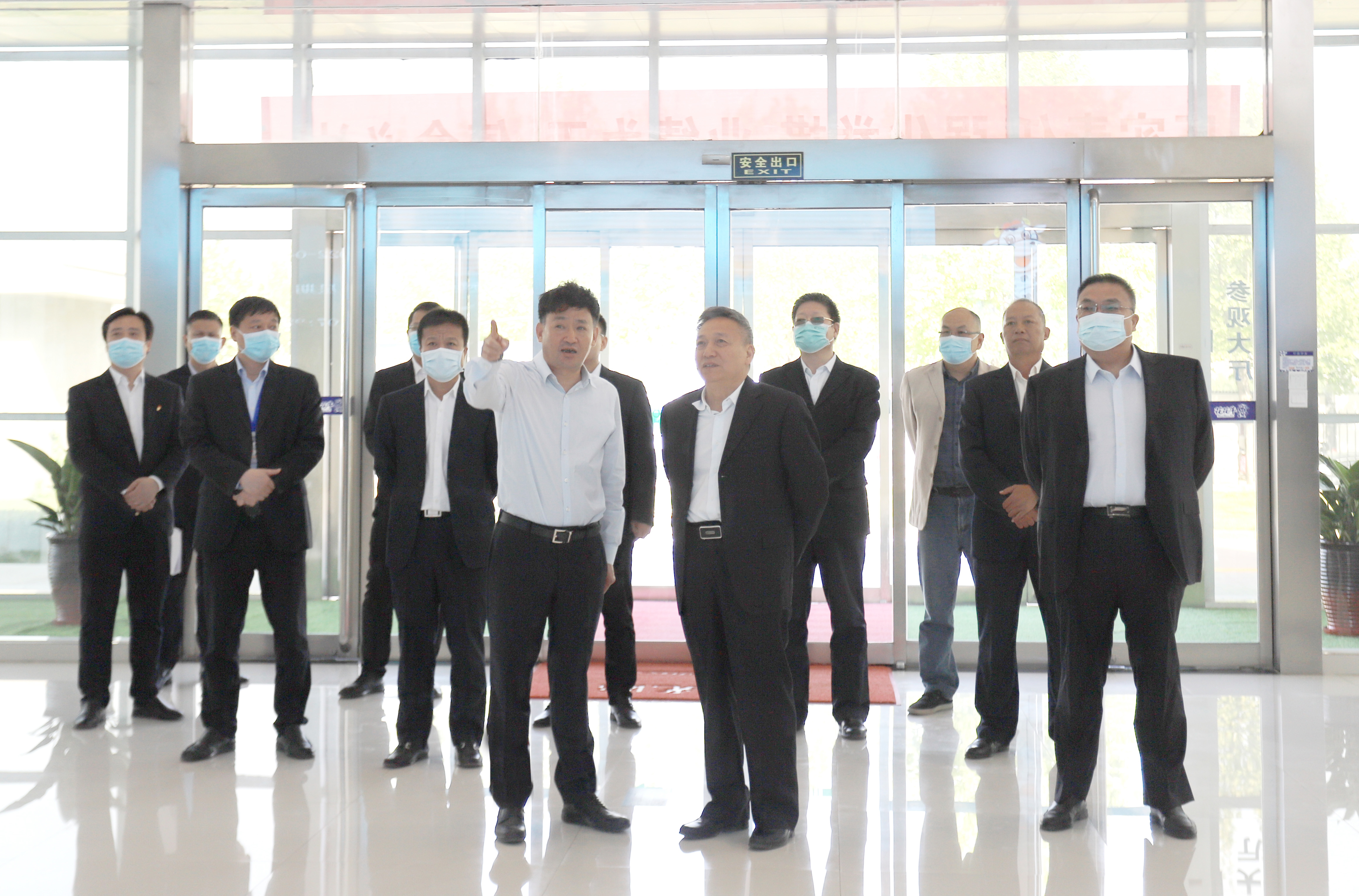 花花牛乳業集團與國電河南新能源有限公司舉行光伏項目合作開發簽約儀式 花花牛乳業集團與國電河南新能源有限公司舉行光伏項目合作開發簽約儀式